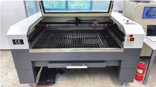 Máy khắc Laser